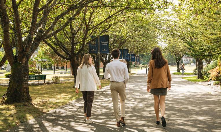 Please join us in welcoming Max Alstad, Emily DaSilva, and Laurel Pope — 2022-2023 Trinity Fellows.