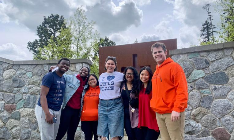 global outreach students group photo