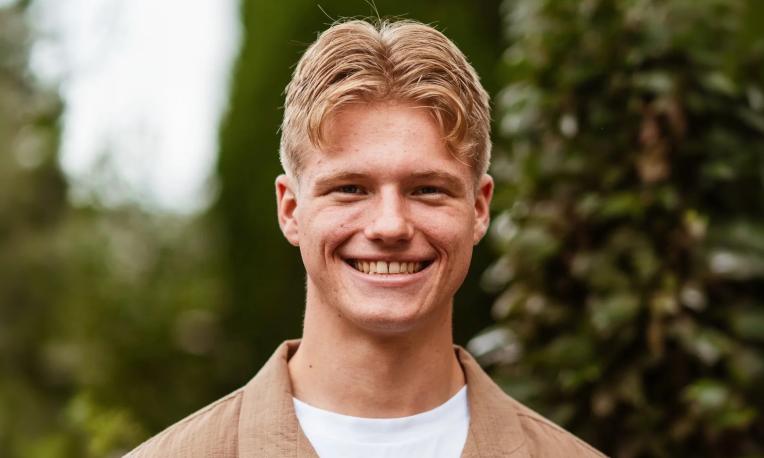 Headshot of Torge Stehr