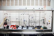 fume hood 