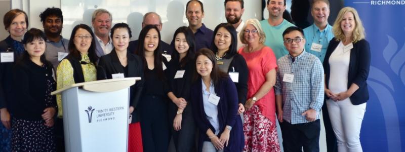 On September 9, 2022 the first cohort of EMBA Richmond students gathered with staff and faculty to begin the semester together with a kick-off breakfast.