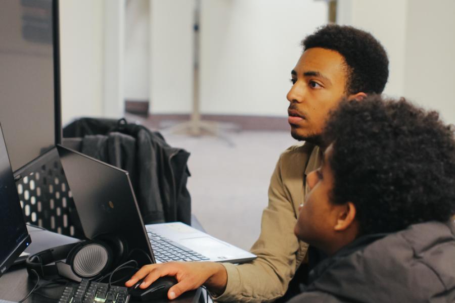 students working using a computer