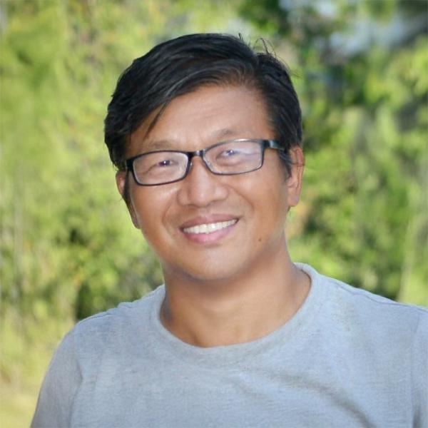 Lian Yan headshot
