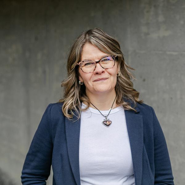 Straforelli, Rebecca